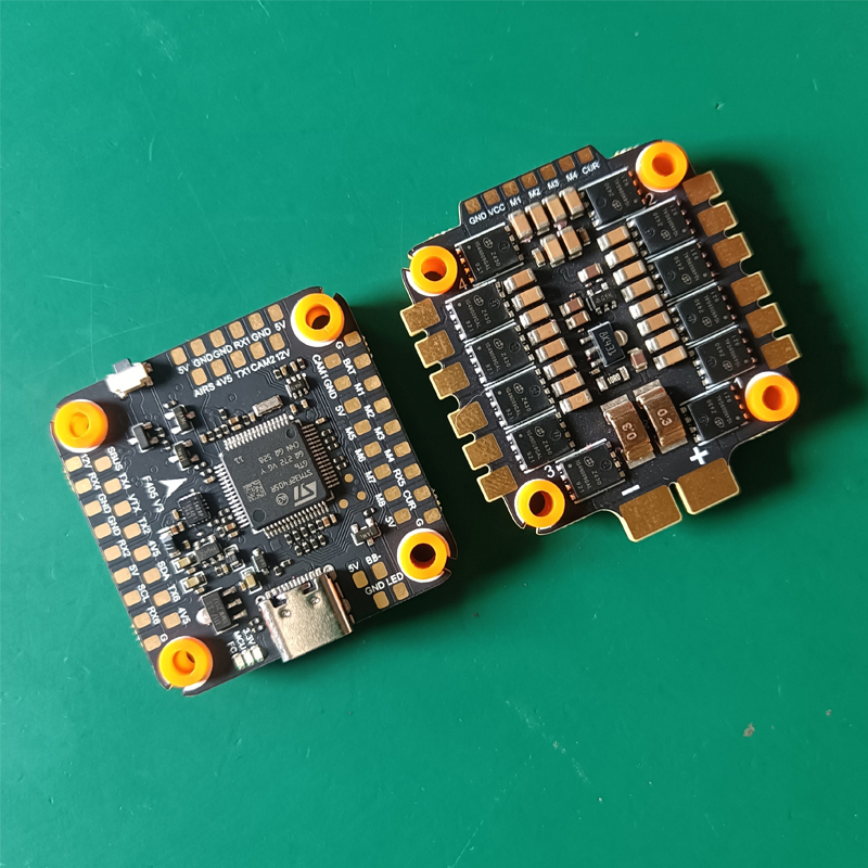 Moduł sterowania lotem FPV RC  – Gyroscope Rc Module recenzja i cena